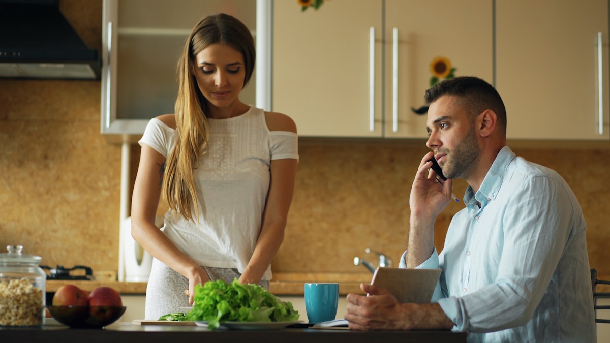 Daily nutrition for men's health and wellness